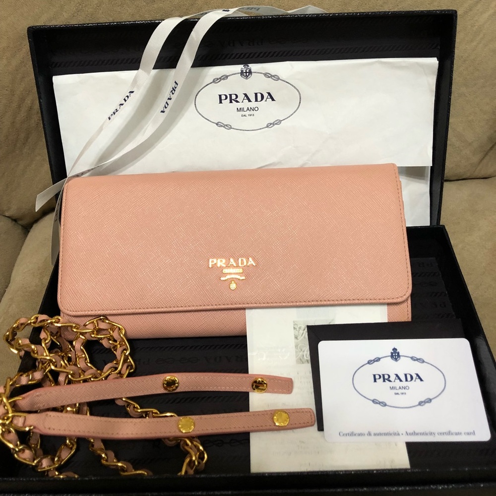Auth PRADA Saffiano Leather Chain Wallet
